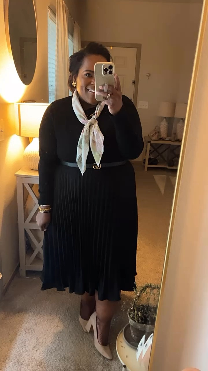 Here is my Thursday workwear OOTD!! Anyone else dabbling in the silk scarf trend this Spring? Before I invest into a designer scarf I’m starting out with this scarf from H&M 😍

#LTKmidsize #LTKworkwear #LTKstyletip