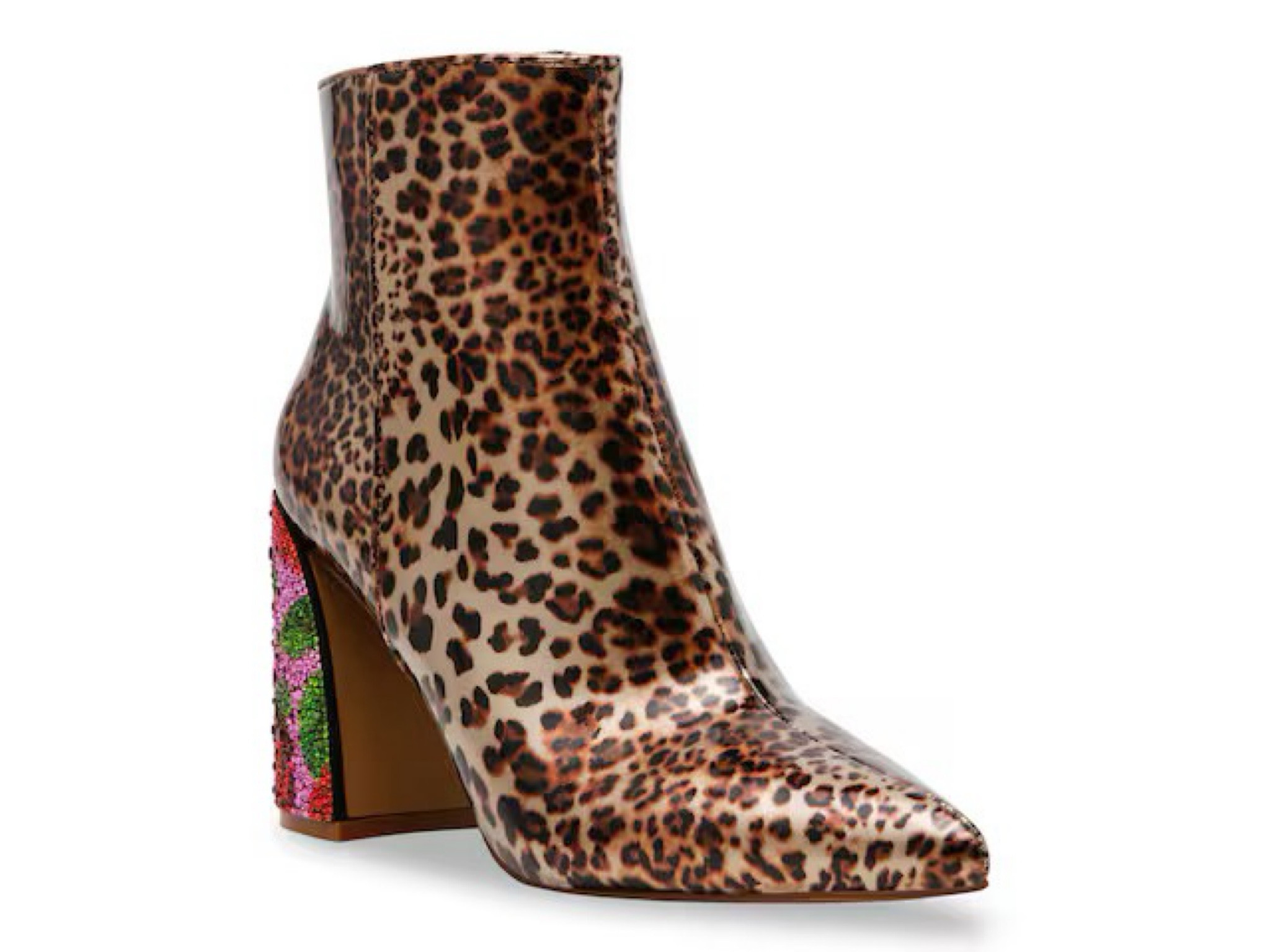 Christmas outfit.

Leopard booties 

#LTKGiftGuide #LTKStyleTip #LTKShoeCrush