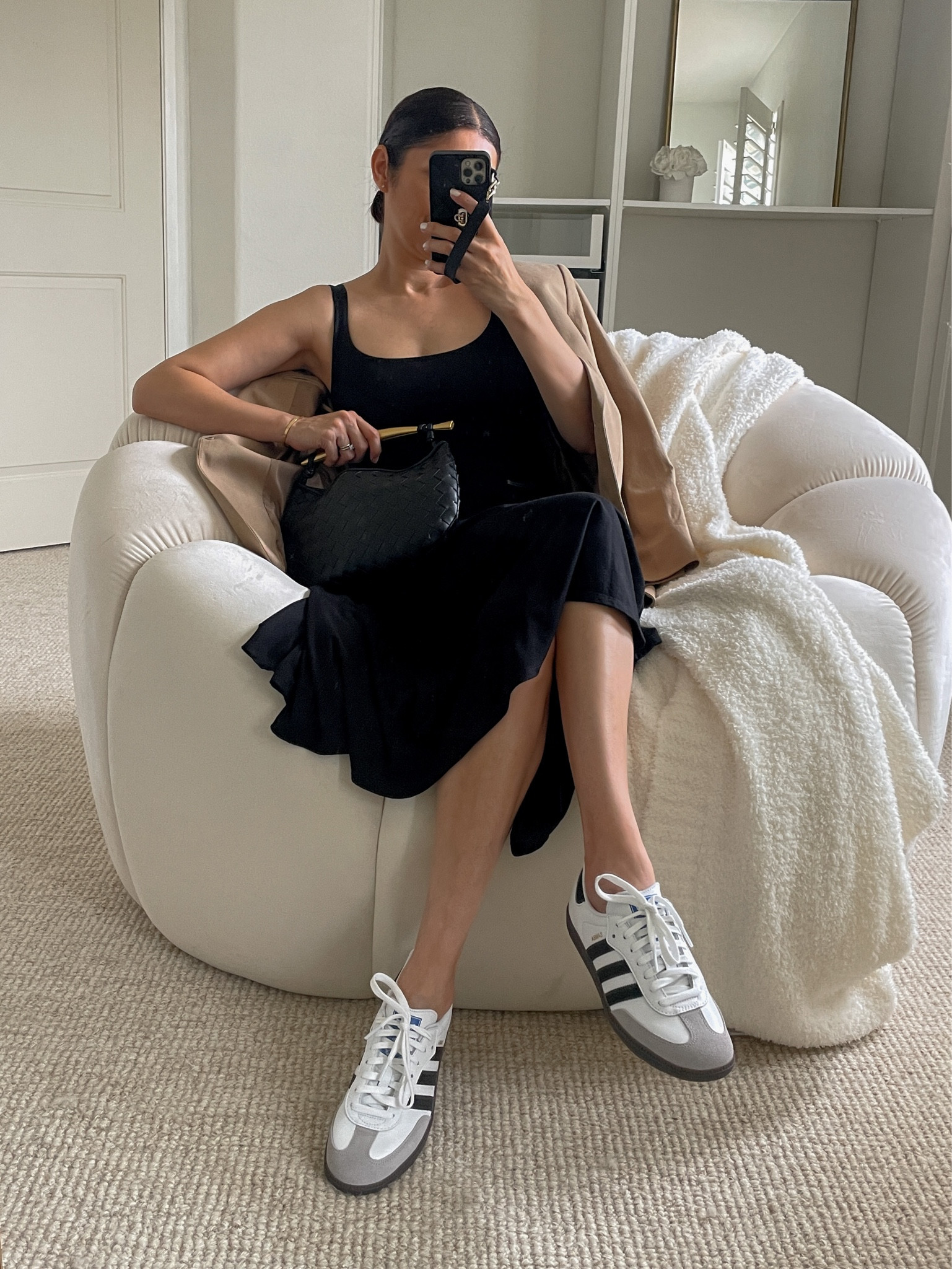Back on stock!

How to wear adidas samba classic for women
Head over the blog for full blog post
Adidas white samba sneakers 
Adidas black samba sneakers 
How to wear adidas samba sneakers 
Adidas samba outfit ideas women
Adidas samba sizing 

#LTKunder100 #LTKshoecrush