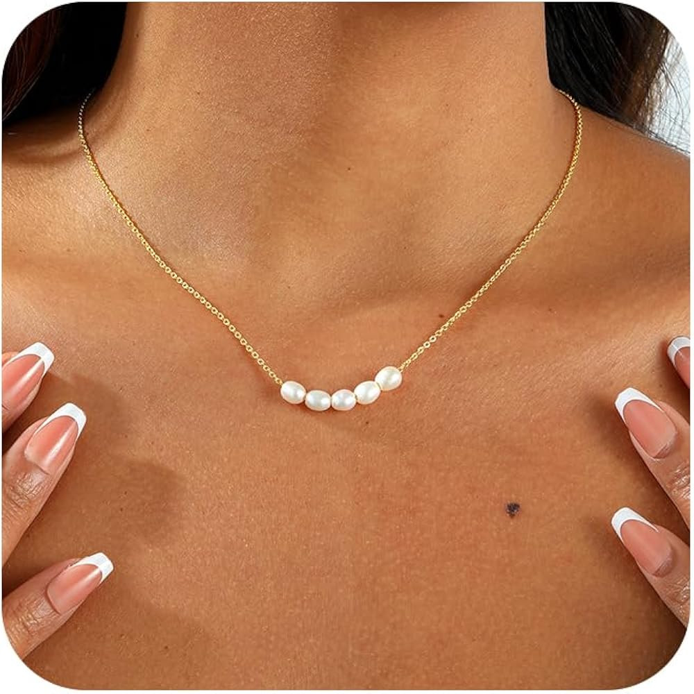 CAROVO Dainty Pearl Pendant Necklaces for Women 14k Gold Plated Barque Pearl Chain Necklace Delic... | Amazon (US)