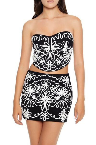 Embroidered Tube Crop Top | Forever 21