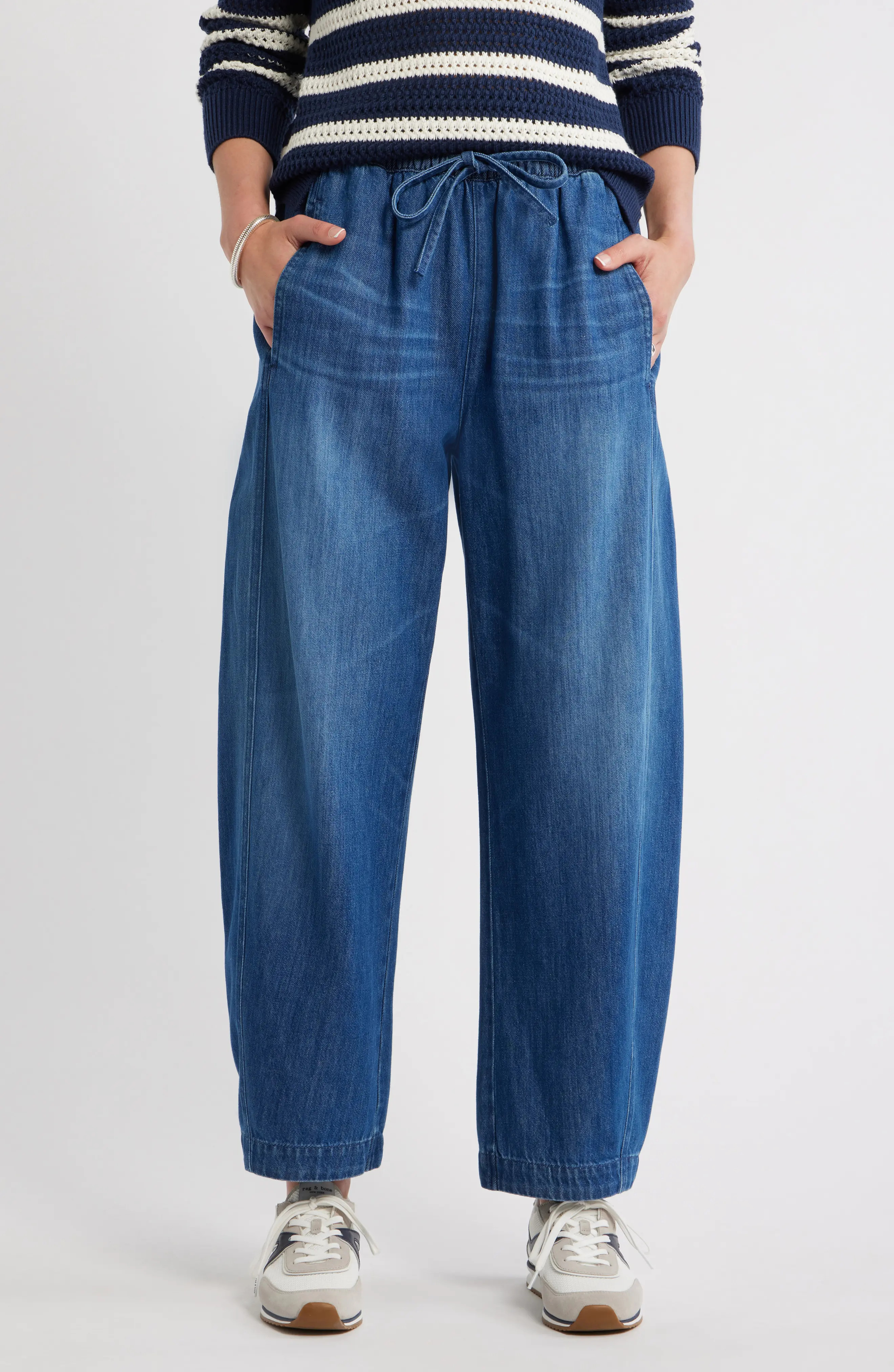 caslon(r) Pull-On Chambray Ankle Barrel Leg Pants in Medium Wash at Nordstrom, Size Xx-Large | Nordstrom