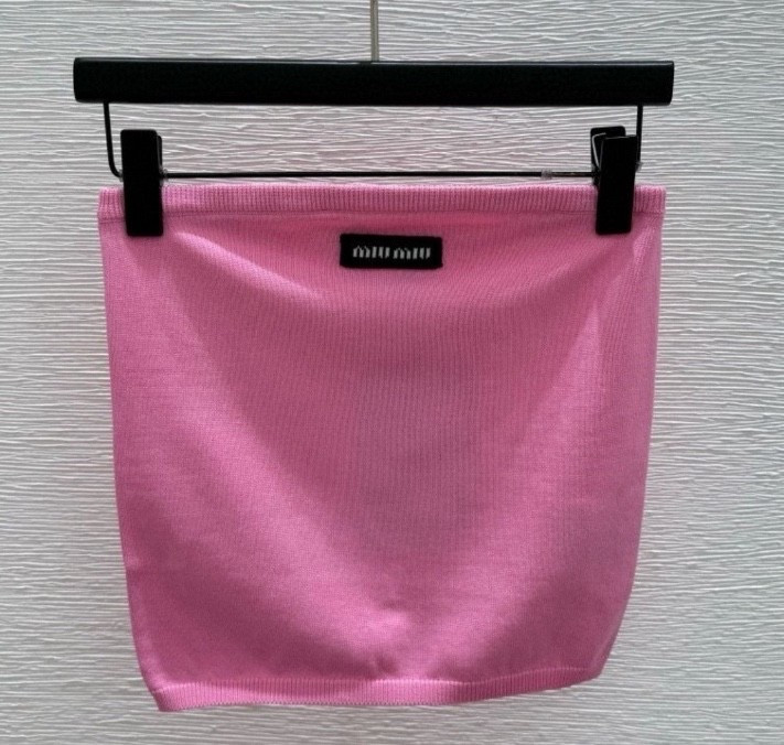 Wow, very cute. Adorable, gorgeous.❤️❤️❤️❤️💃🏻💃🏻💃🏻

#LTKStyleTip #LTKActive #LTKBeauty