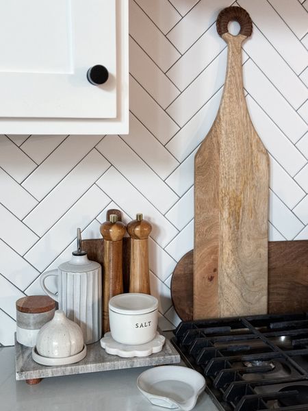 Aesthetic Kitchen - White Kitchen - Modern Boho 


#LTKParties #LTKHome #LTKFamily