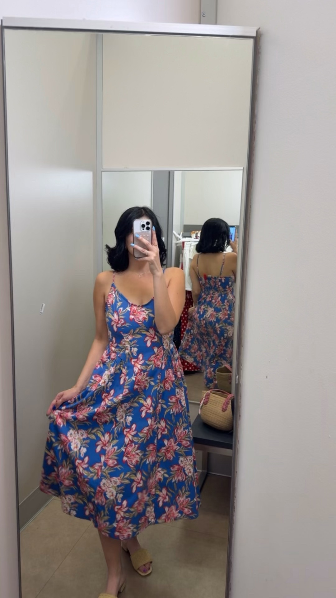 Perfect for this summer! Runs big go down a size. 🌸💐



#LTKMidsize #LTKSeasonal