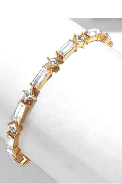 Dainty Gem Bracelet | The Styled Collection