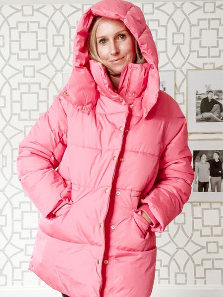 ❄️MAJOR SALE ON THIS COAT❄️

➡️This code is so warm and toasty and comes in my favorite color!!! If pink isn’t your thing, it also come in green and lots of other colors and is currently 60% off!!!! ($99.00 down from $248) 😱

➡️Get it, you won’t regret it! 

➡️Keeping warm in the sidelines this weekend at a soccer tournament in Raleigh, NC. I am wearing my favorite Amazon sweater, fleece lined leggings and my Ugh boots! 

Happy Weekend! ❤️

#LTKSeasonal #LTKsalealert #LTKGiftGuide