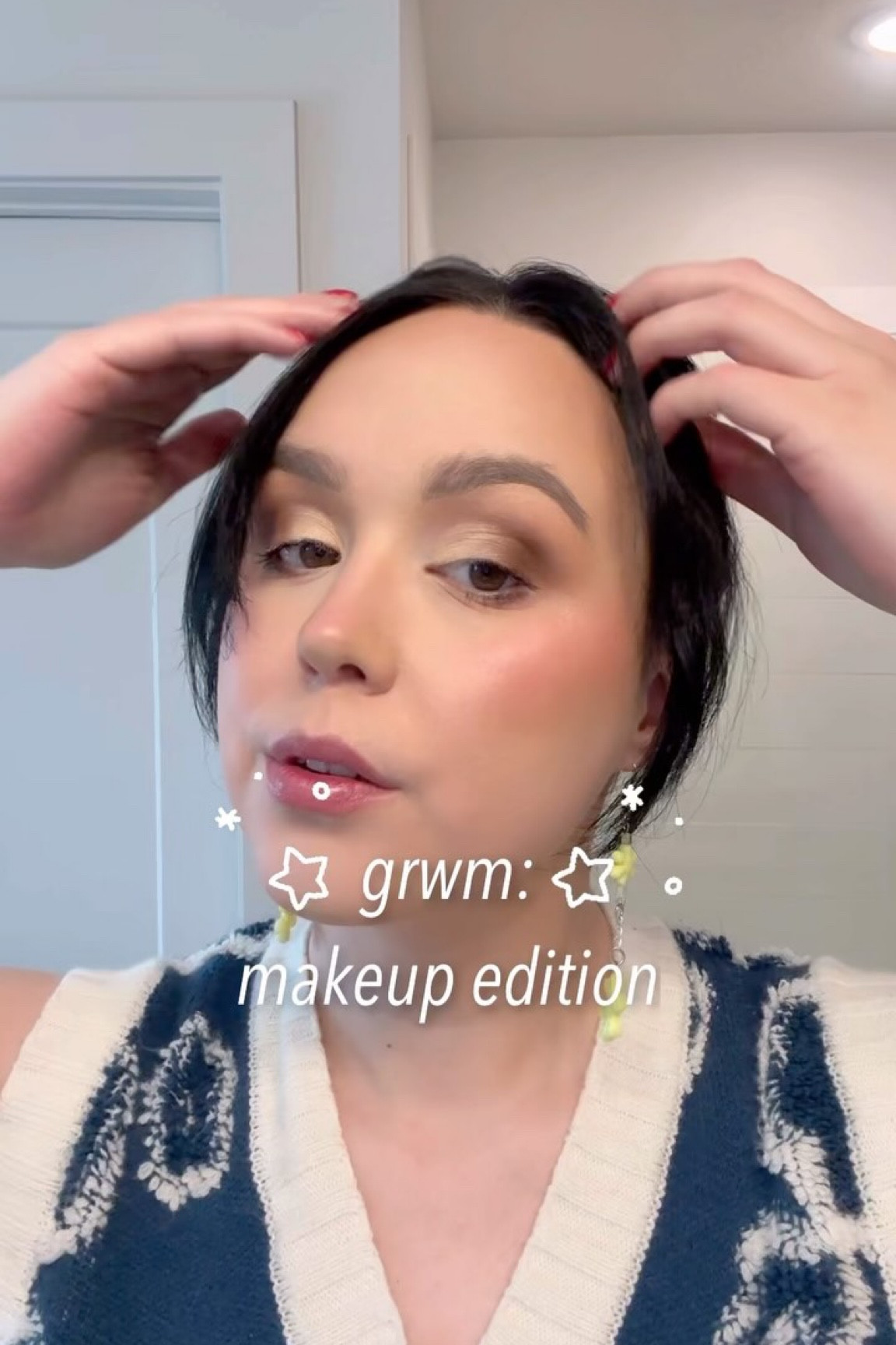 ✨ simple makeup type of day 

@elfcosmetics liquid halo glow 
@urbandecaycosmetics face bond foundation 
@elfcosmetics hydrating camo concealer 
@ultabeauty collection blush 
@fentybeauty pro filter setting powder 
01 lavender 
@elfcosmetics mini eyeshadow 
@anastasiabeverlyhills glow seeker highlight 
@clinique mascara 
@politesocietybeauty strawberry lipgloss 

#makeup #makeuplooks #makeuptutorial

#LTKU #LTKSaleAlert #LTKBeauty