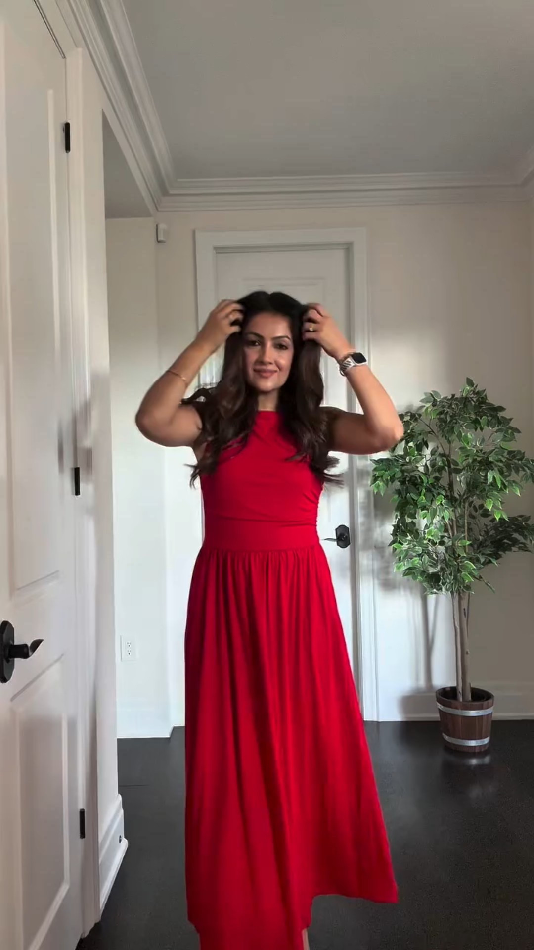 I’ve been working on something exciting for you ladies… any guesses what it’s about? 👀  
Follow me on Instagram @Chaonthemove
#StayTuned #WeekendDrop #OutfitIdeas #StyleInspo #EffortlessChic #FashionReel #OOTDInspo#fitmom#outfitideasformoms