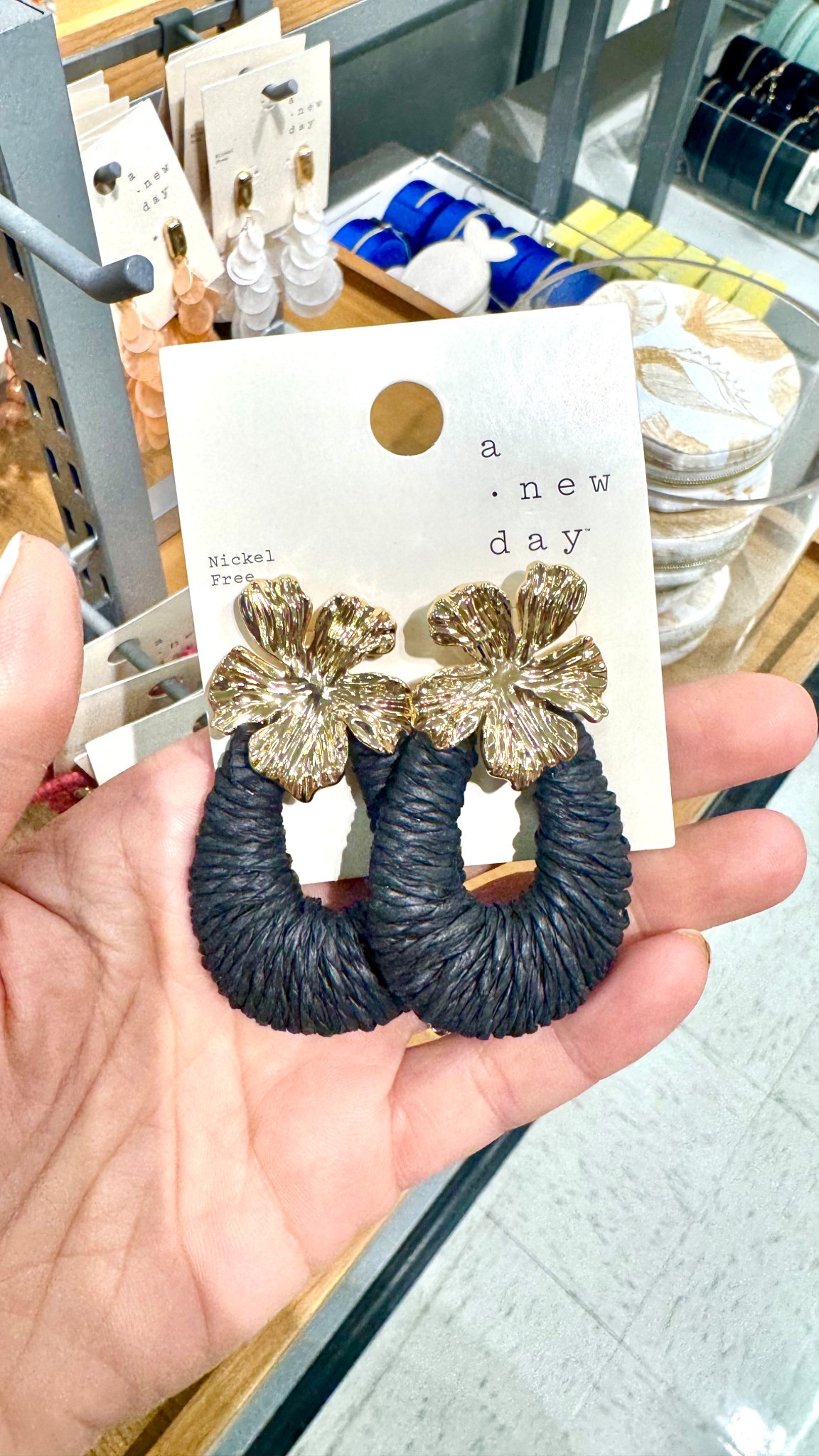 Gold and black embellished earrings from Target



#LTKSeasonal #LTKStyleTip #LTKFindsUnder50