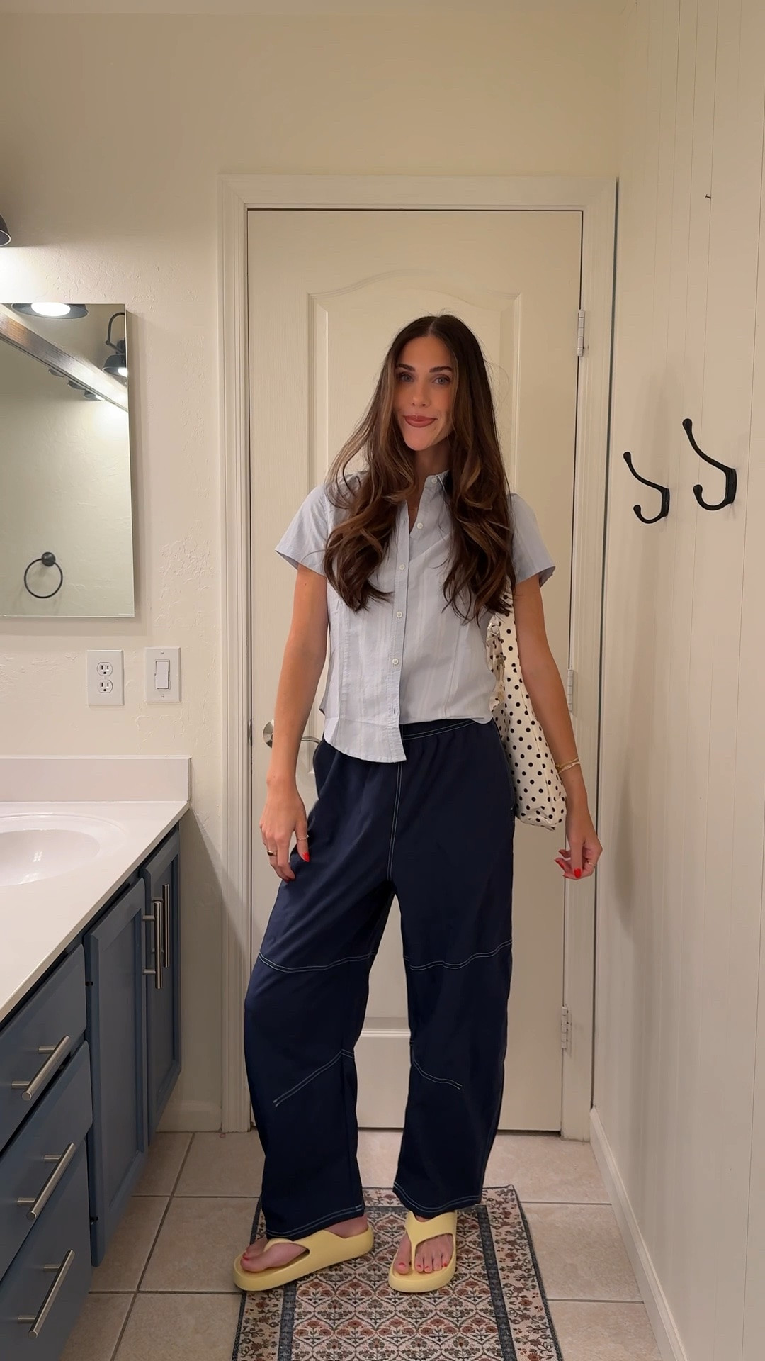 Comfy but still cute outfit !!

#LTKootd #LTKgrwm