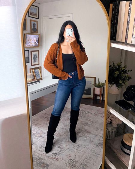 Ways To Style a Black Long Sleeve Bodysuit: Outfit 7

Get 15% off SHEIN items with code Q3YGJESS

🏷️: amazon fashion, black long sleeve square neck bodysuit, skims dupe bodysuit, madewell high rise skinny jeans, dark wash denim, brown knit cardigan, black knee high boots, chunky heel boots, chanel dupe bag, designer inspired bag, casual fall outfit, casual fall style, casual outfit, dressy casual, fall outfit with black bodysuit 



#LTKxMadewell #LTKshoecrush #LTKstyletip