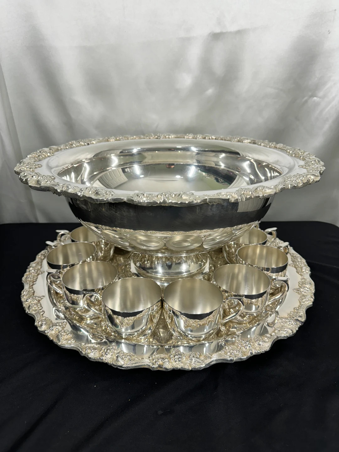Sheridan Silver Plated Punch Bowl, 12 Cups, 20 Round Tray - Etsy | Etsy (US)