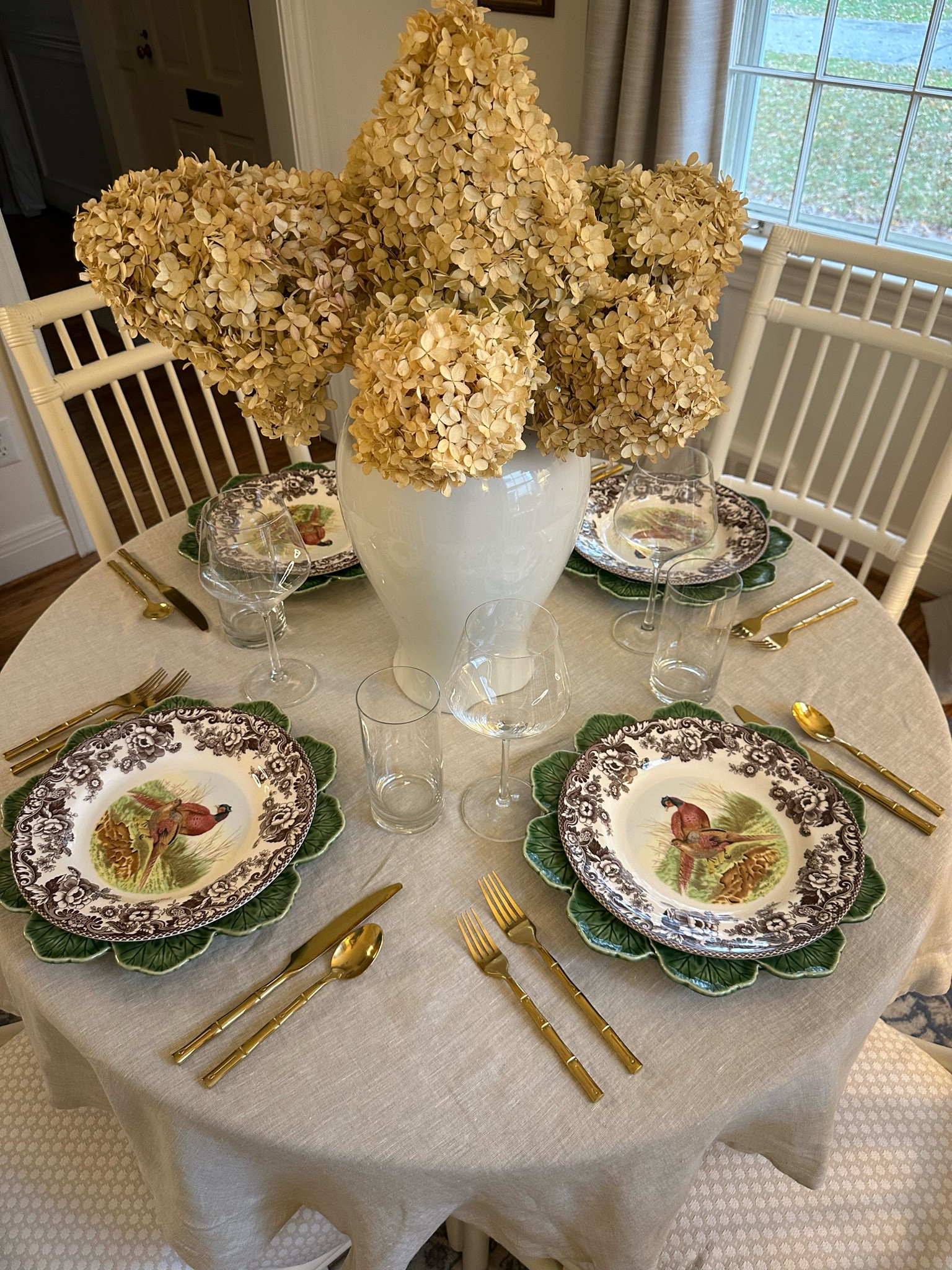 Wayfair has everything you need to host the perfect gathering this holiday season!!! My timeless fall tablescape is all from wayfair & the quality is unbeatable! 

#ad #wayfairpartner #onlyatwayfair #wayfair #paidlink @wayfair

#LTKParties #LTKHoliday #LTKHome