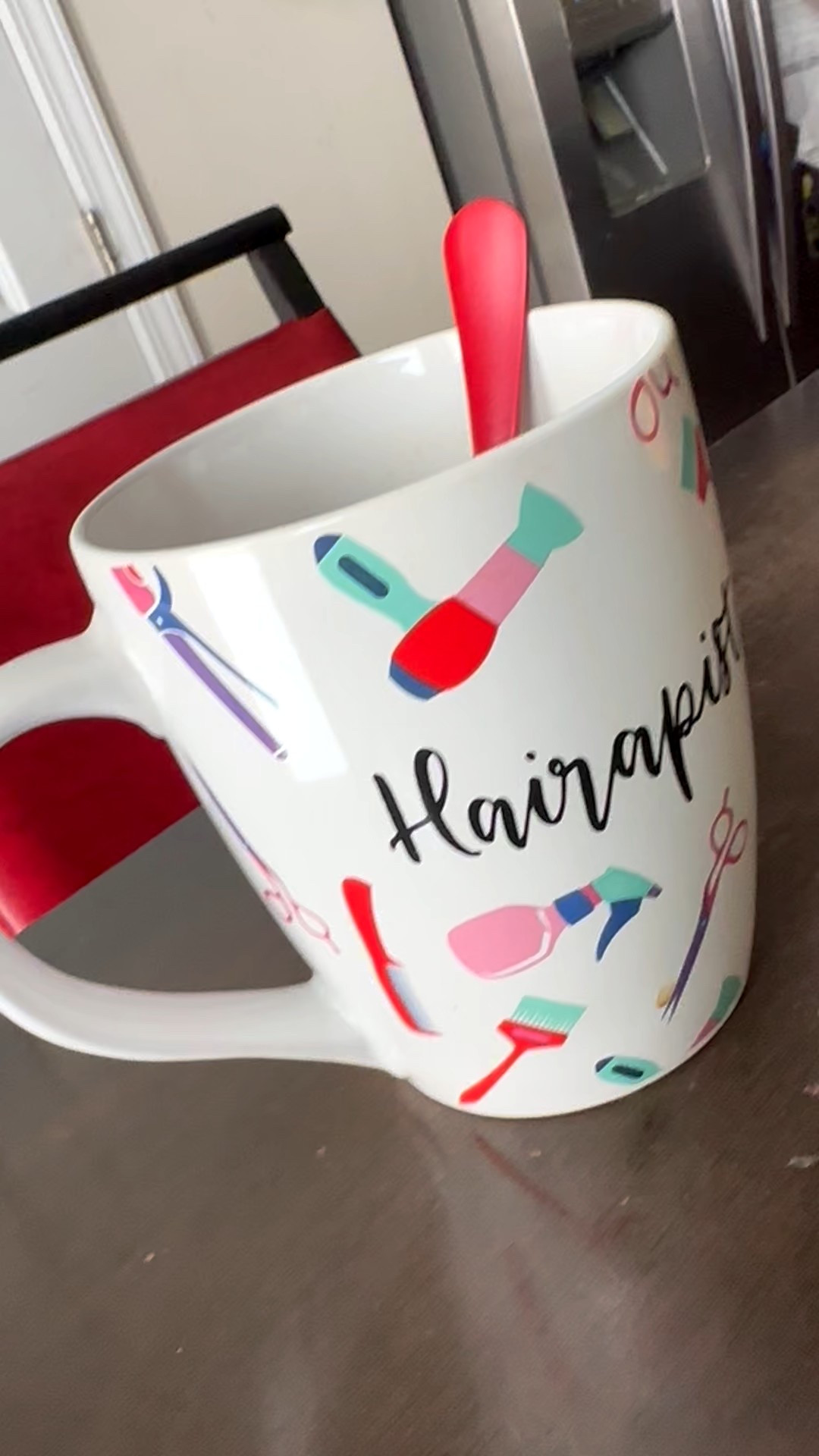 Everybody has a favorite mug. This is mine. I use it for almost anything. .It makes me happy.🤗 I mean it hairstylist is my profession.😏#mug #coffeemug #mugs #latgeumugs 

#LTKmorningroutine #LTKHome #LTKdayinmylife