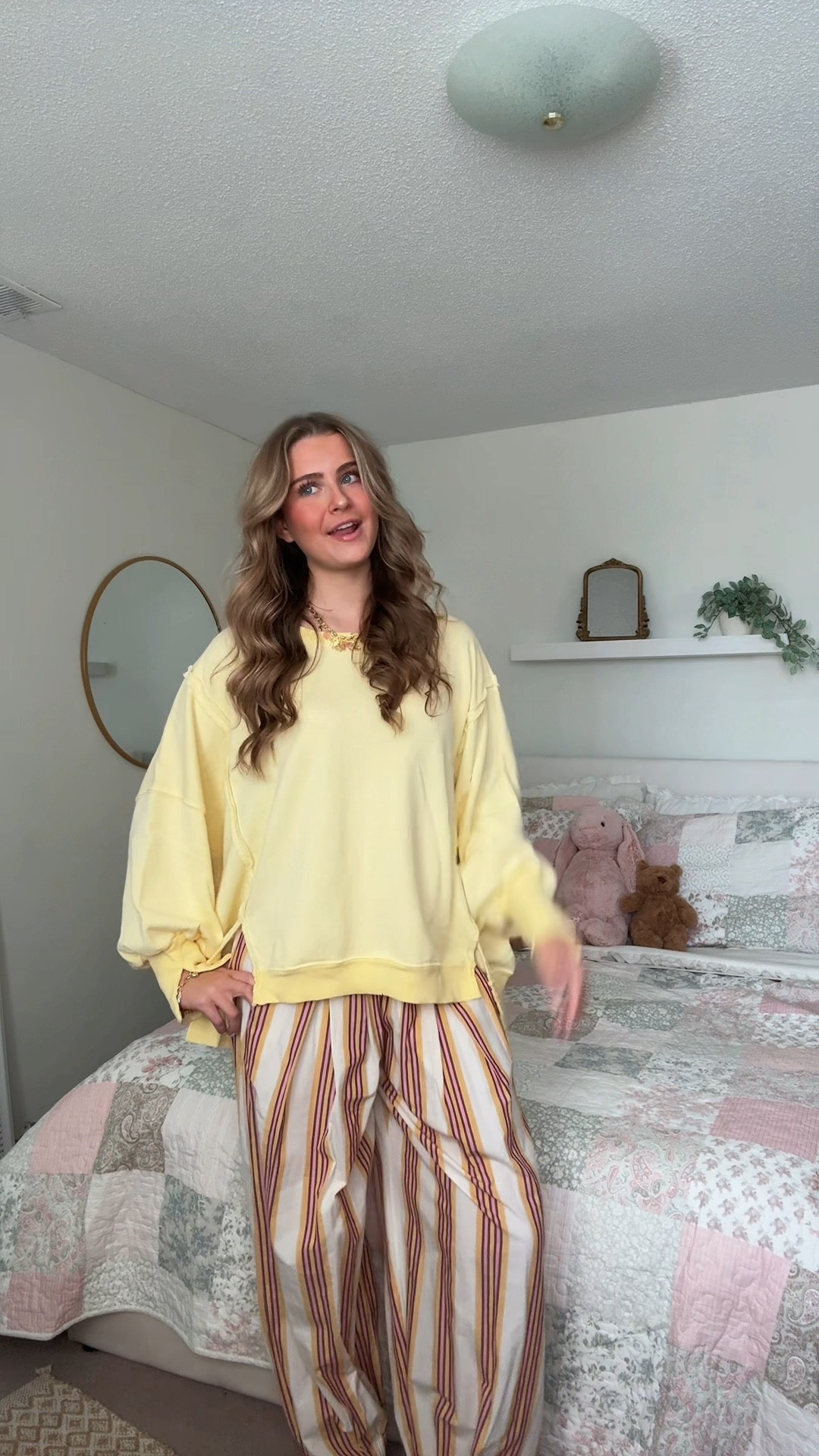 pants are also from free people but they’re sold out! I linked similar ones!💗