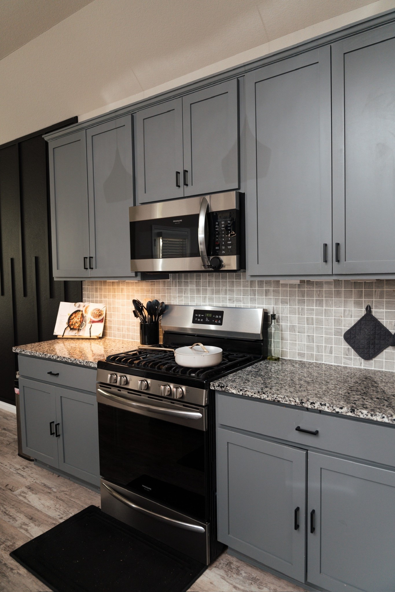 ✨ Modern Kitchen Decor Idea!

#LTKHome #LTKPlusSize #LTKfoodie