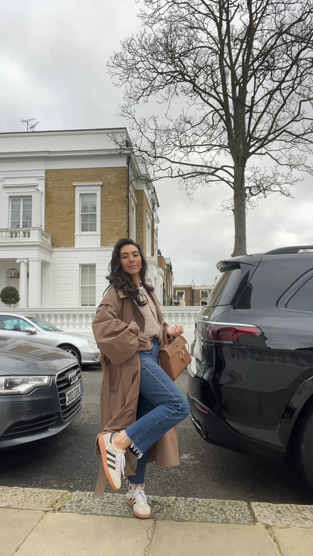 A casual sunday coffee date outfit. Trench coat, trench season, levis jeans, adidas spezial, cardigan, layering, white tee, h&m

#LTKVideo #LTKstyletip #LTKSeasonal