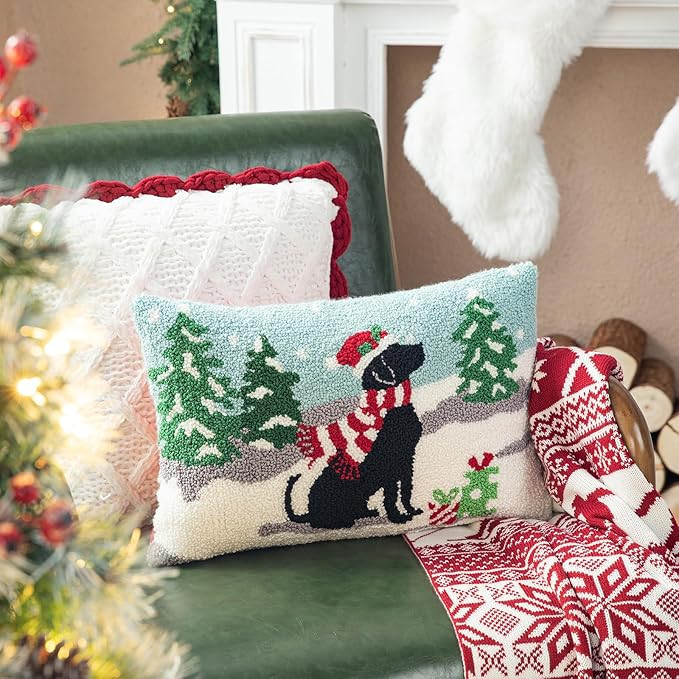 Glitzhome Hooked Christmas Dog Pillow Christmas Throw Pillows Cushion for Living Room Bed 18" Lx1... | Amazon (US)