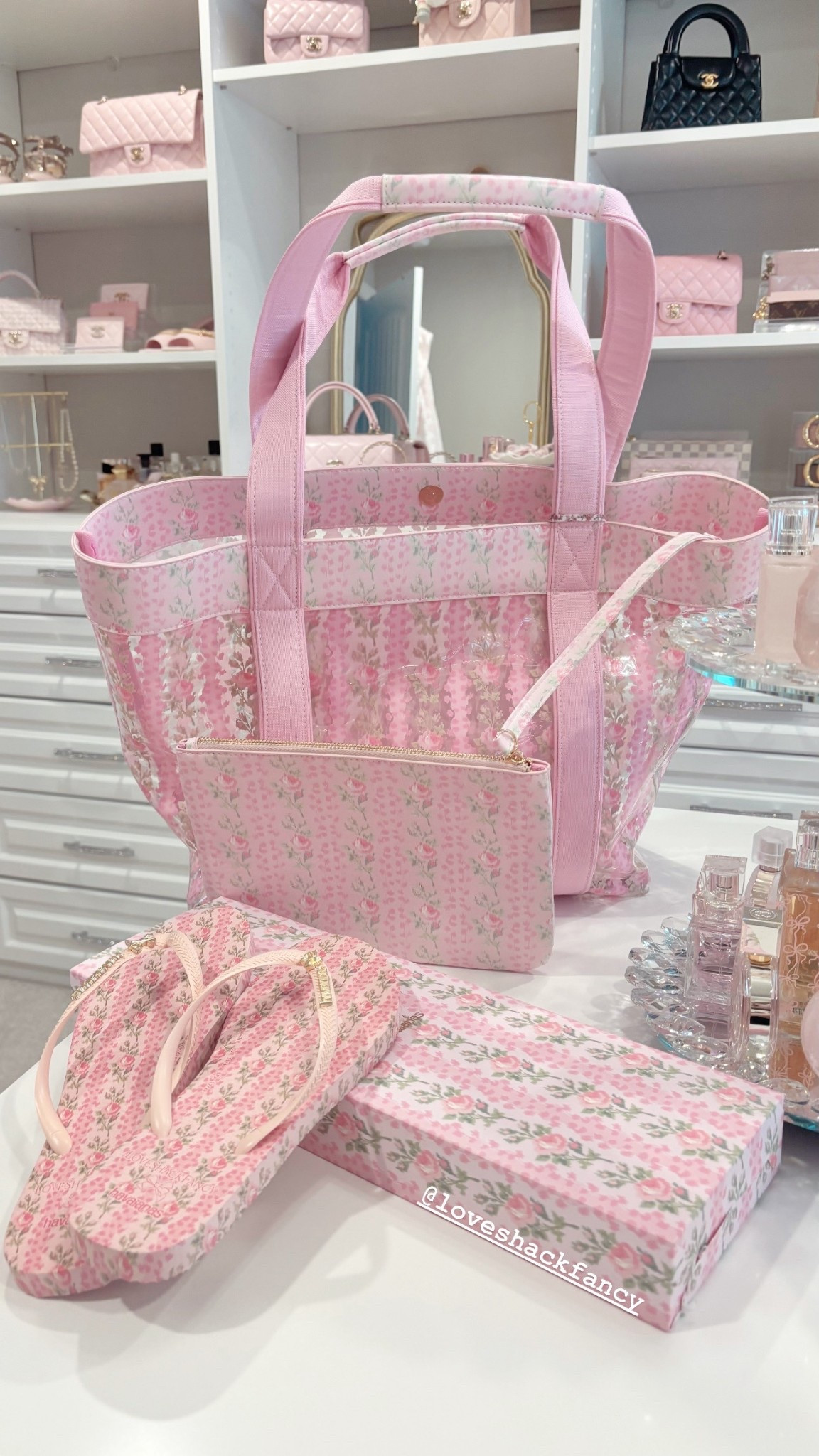 Loveshackfancy tote and flipflops 

#LTKSeasonal #LTKTravel #LTKSwim