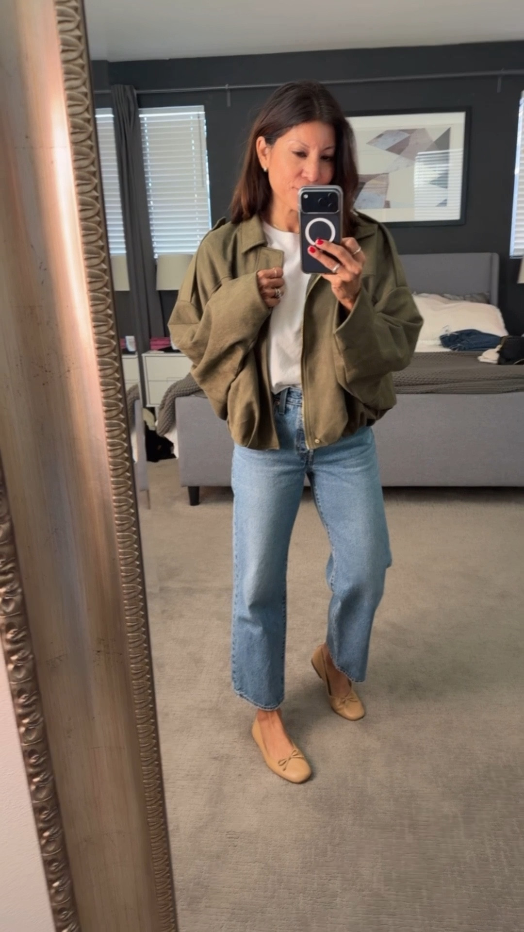 Simple Levi’s and tee shirt outfit 

These have a cropped length and mid rise 
Wearing 25 

Jacket small 
Flats tts 
Denim style 

#LTKSeasonal #LTKOver40 #LTKootd