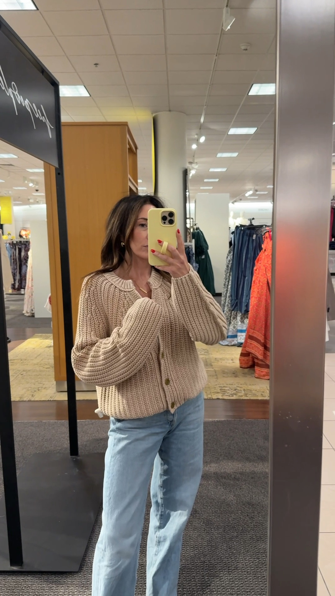 This is the best cardigan. The only cardigan I snagged this sale. Wearing size XS

#LTKootd #LTKSaleAlert #LTKSeasonal