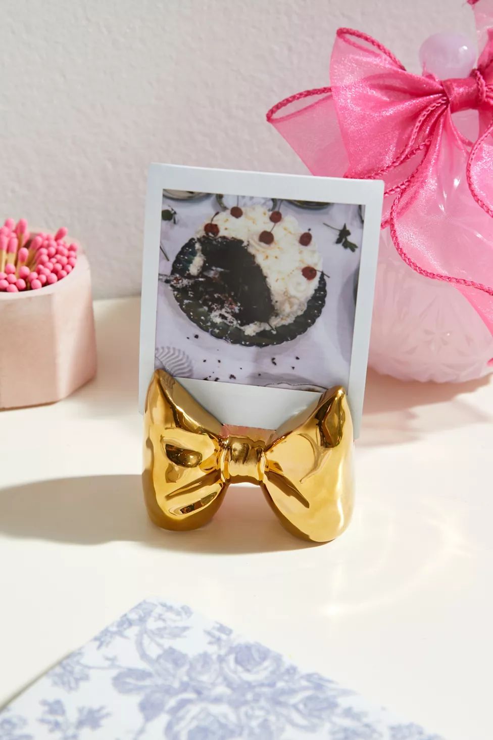 UO Bow Photo Stand | Urban Outfitters (US and RoW)