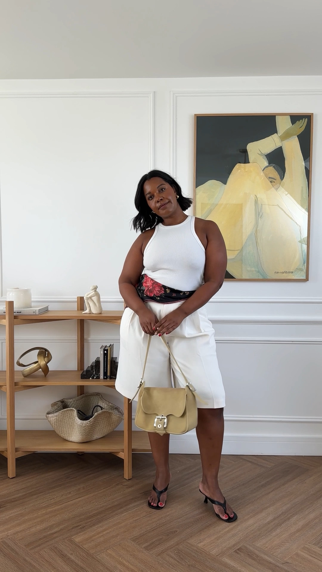 Styling tailored shorts on curves 💘✨

I’m wearing a size US12/31 which is the equivalent of a size UK16 🫶🏾


Bermuda shorts, tailored shorts, scarf styling, summer dressing, midsize 

#LTKsummer #LTKeurope #LTKstyletip