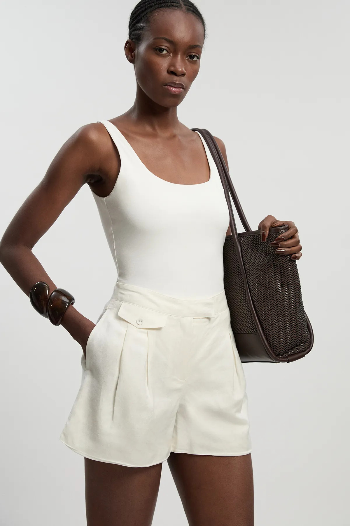 White Viscose Linen Woven Pocket Detail Short | Karen Millen USA | Karen Millen US