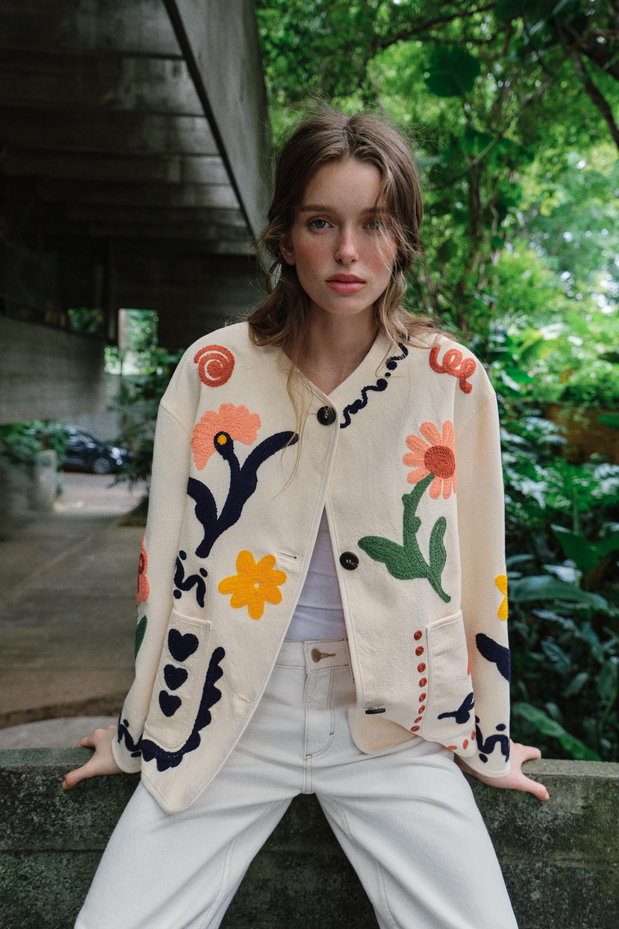 100% COTTON EMBROIDERED FLORAL JACKET | Zara US