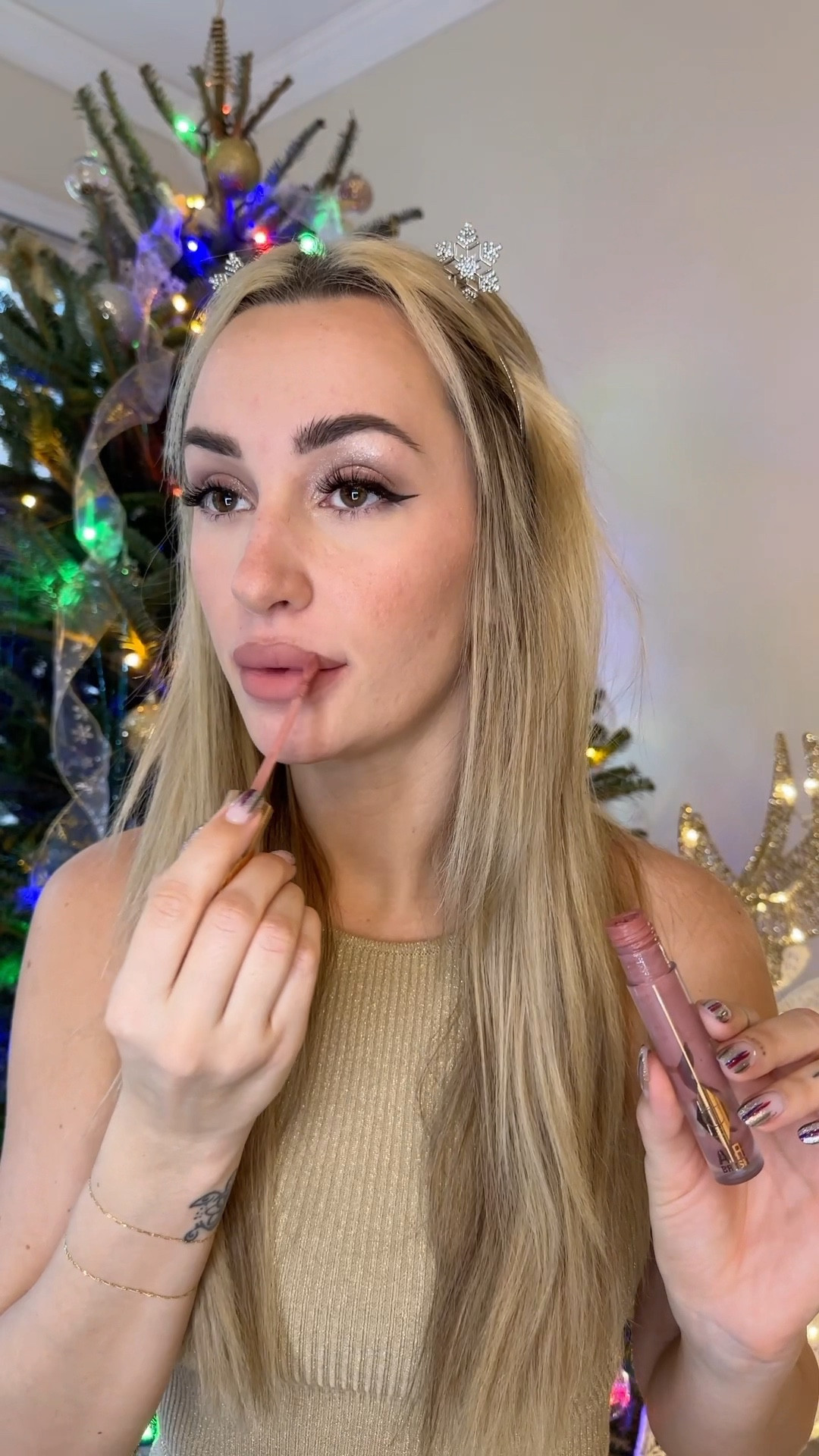 Glitter Glam 

#LTKbeauty #LTKparties #LTKMostLoved