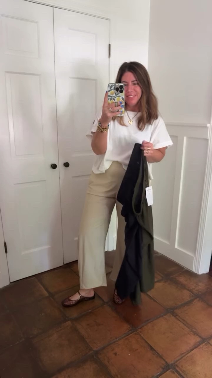 Viral Amazon travel barrel pants on sale for $34.99
I sized up to a large! So lightweight and comfy with stretch!

#LTKOver40 #LTKSaleAlert #LTKootd