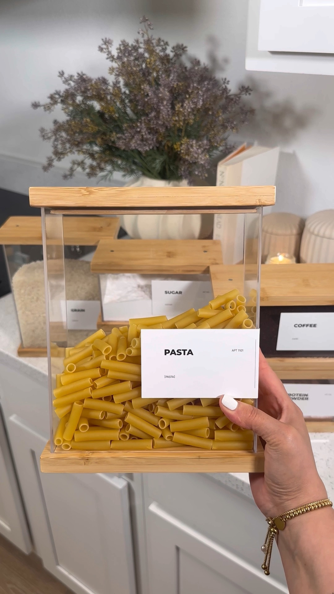 Amazon kitchen favs! 🤌🏼😍


Home
Home decor
Amazon viral 

#LTKHome #LTKWatchNow #LTKSaleAlert