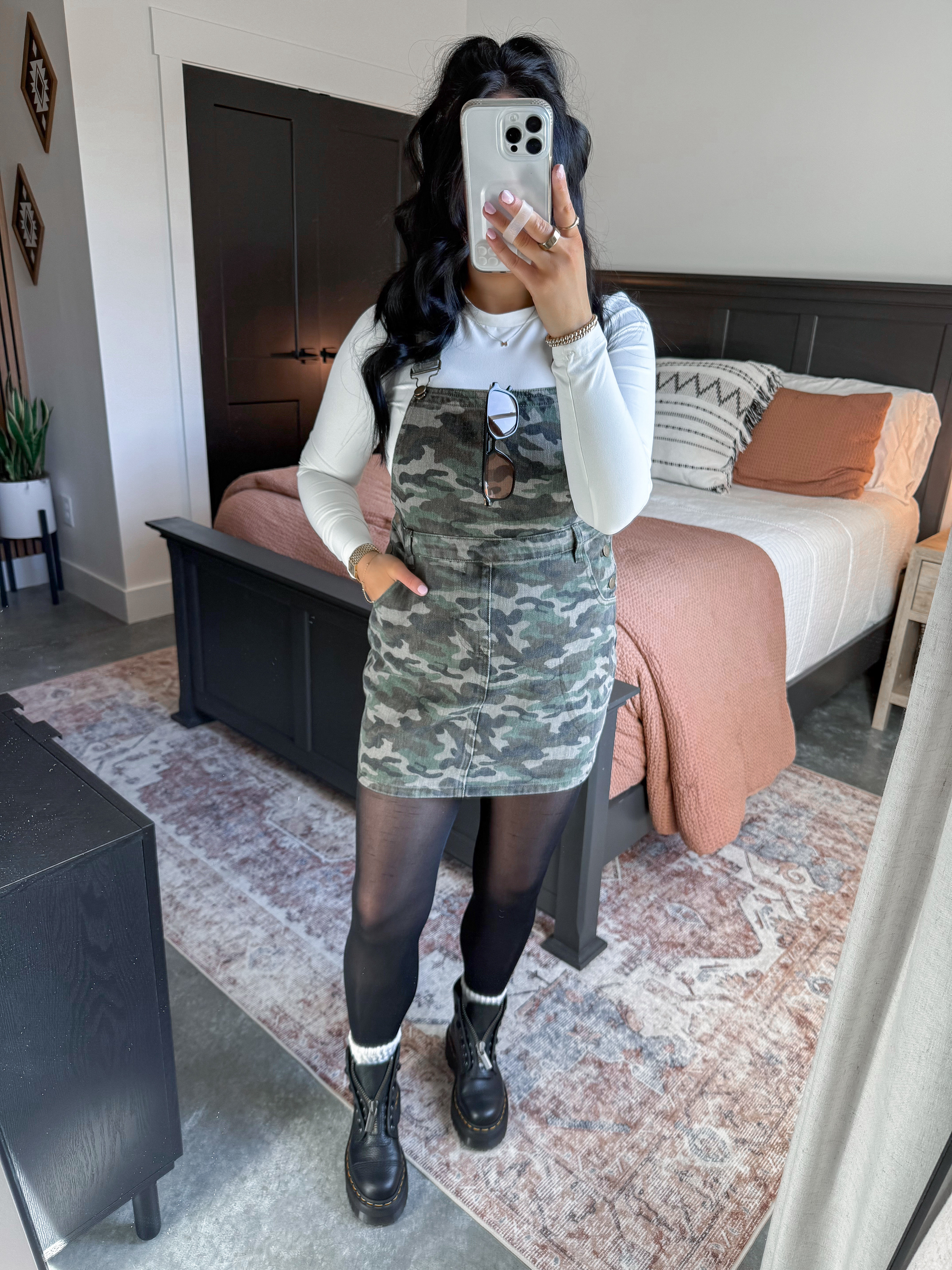 Edgy Bump Friendly Outfit 🖤

Long Sleeve - small
Dress - small
Tights - small

A denim overall dress that's camo print?! Yes please 😍 (it also comes in leopard print, so I think I need that one too!) I layered it over this white long sleeve (such a good closet staple), but you could easily do a white tank once the weather warms up! 👏🏼 Paired it with the best no rip tights that I've ever owned, added some white slouch socks & finished the look with my platform doc martens. 🖤

 

 #LTKootd #LTKPetite #LTKBump