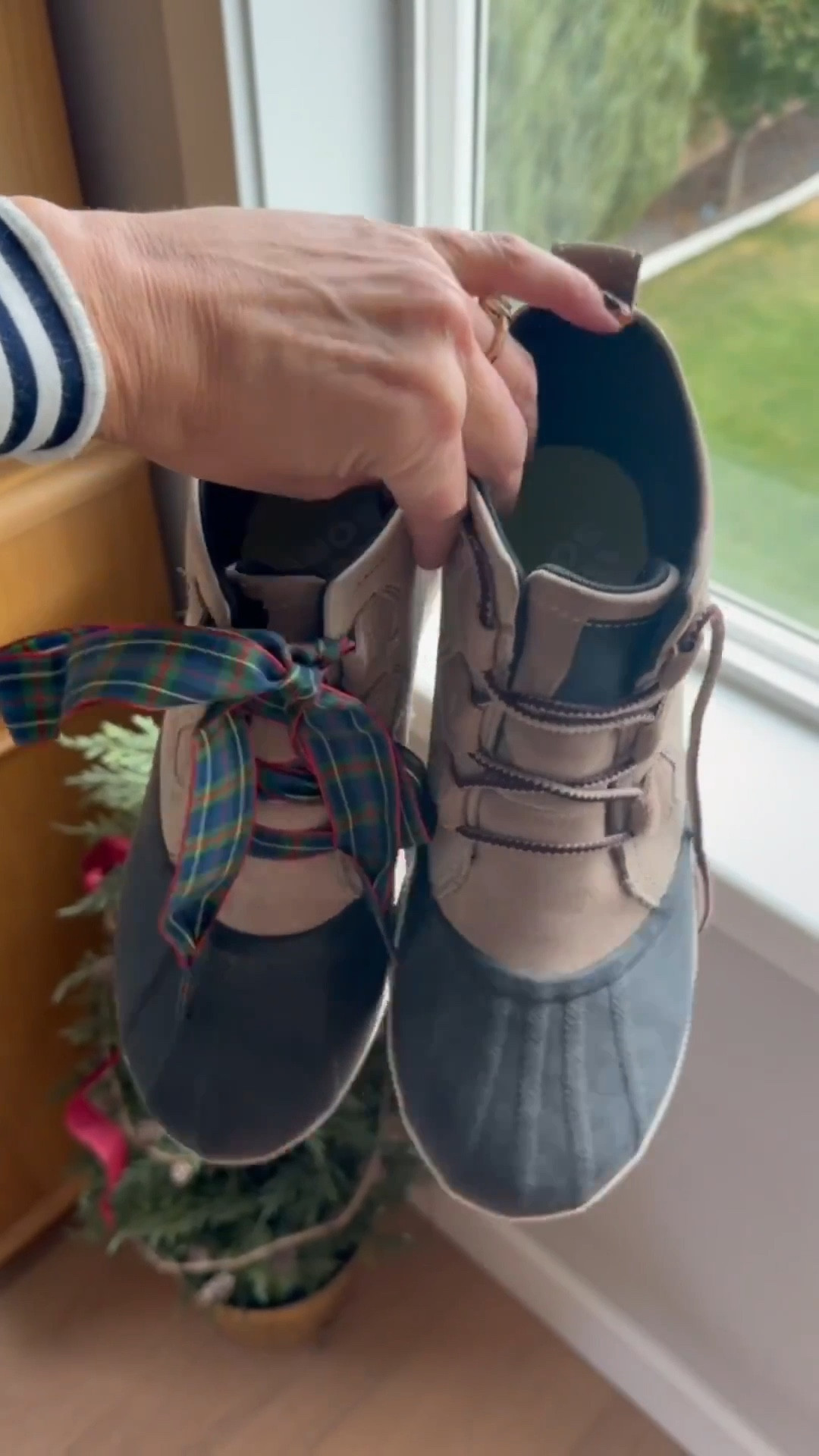 I swapped out the laces on my winter boots for this beautiful plaid from Amazon, and I love it! Such a simple and easy switch that makes such a difference! These Sorel boots have lasted me multiple years now. The best quality, keep my feet dry, and they’re comfortable to walk in! 

#LTKHoliday