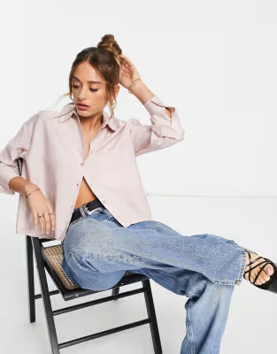 River Island cropped boxy linen shirt in light pink | ASOS (Global)