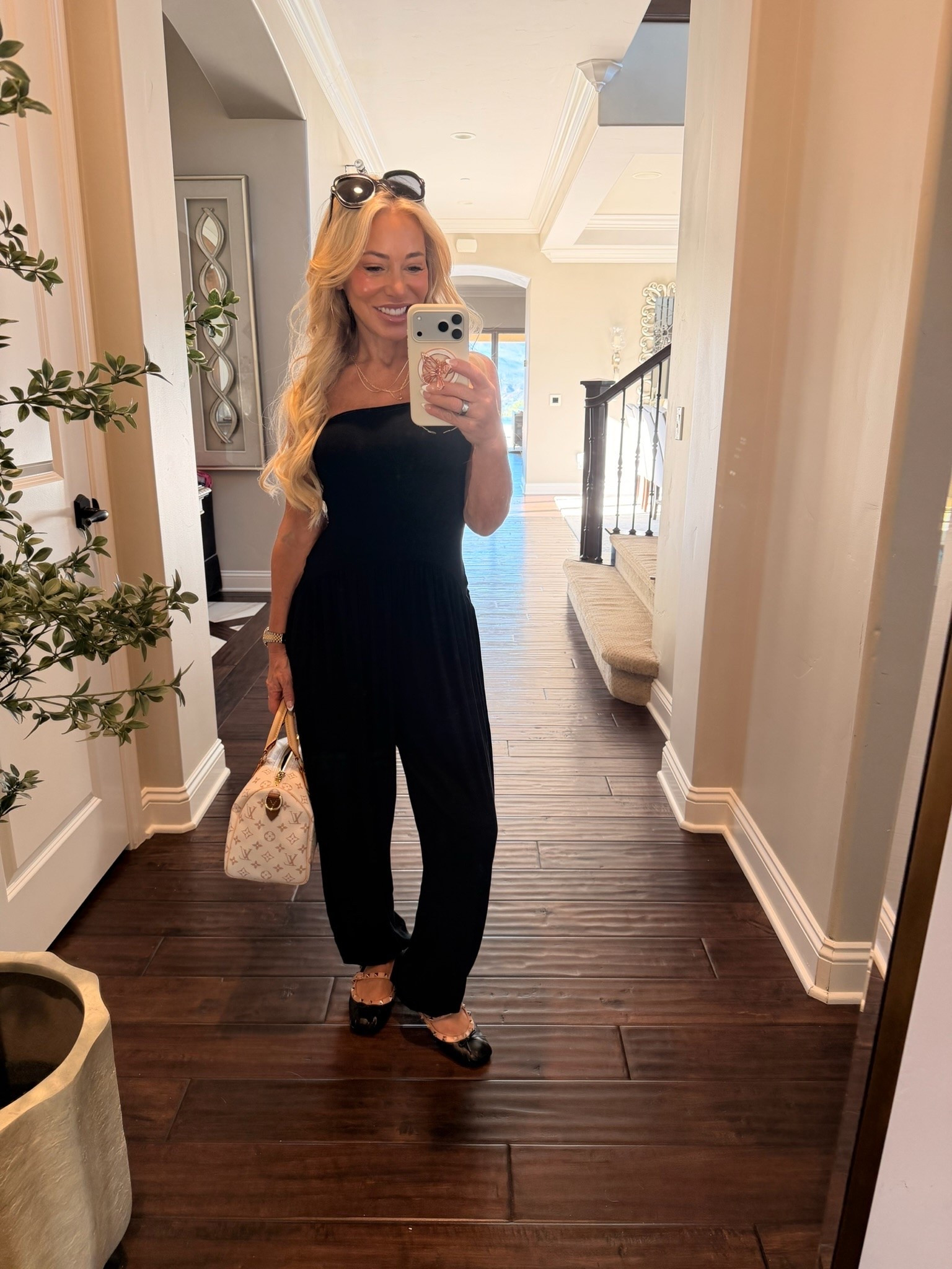 When chic meets comfy!

Loving this jumpsuit from @Halara
So comfy while feeling cute and sexy 💖✨

#activewear #jumpsuit

#LTKootd #LTKdayinmylife #LTKActive