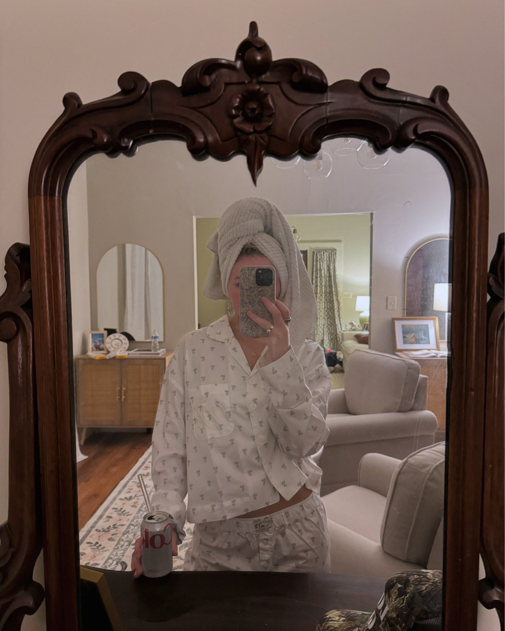 A pajama girly
