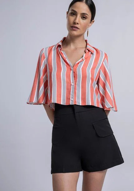 Shorts Cintura Alta em Tecido Petra com Lapela | Dafiti (BR)