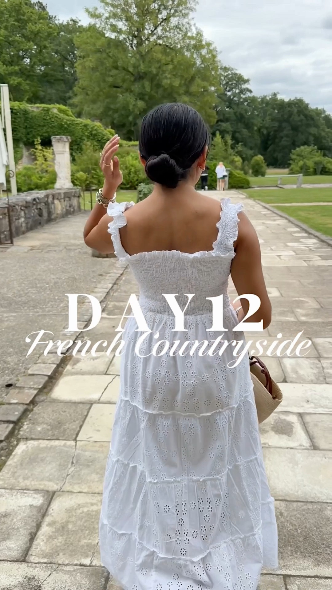 Porcelain off white eyelet dress size xs TTS 
Heels size 6 - I sized up one size

Green stripe workout dress size xs
Cardigan is old

White eyelet dress size xs TTS