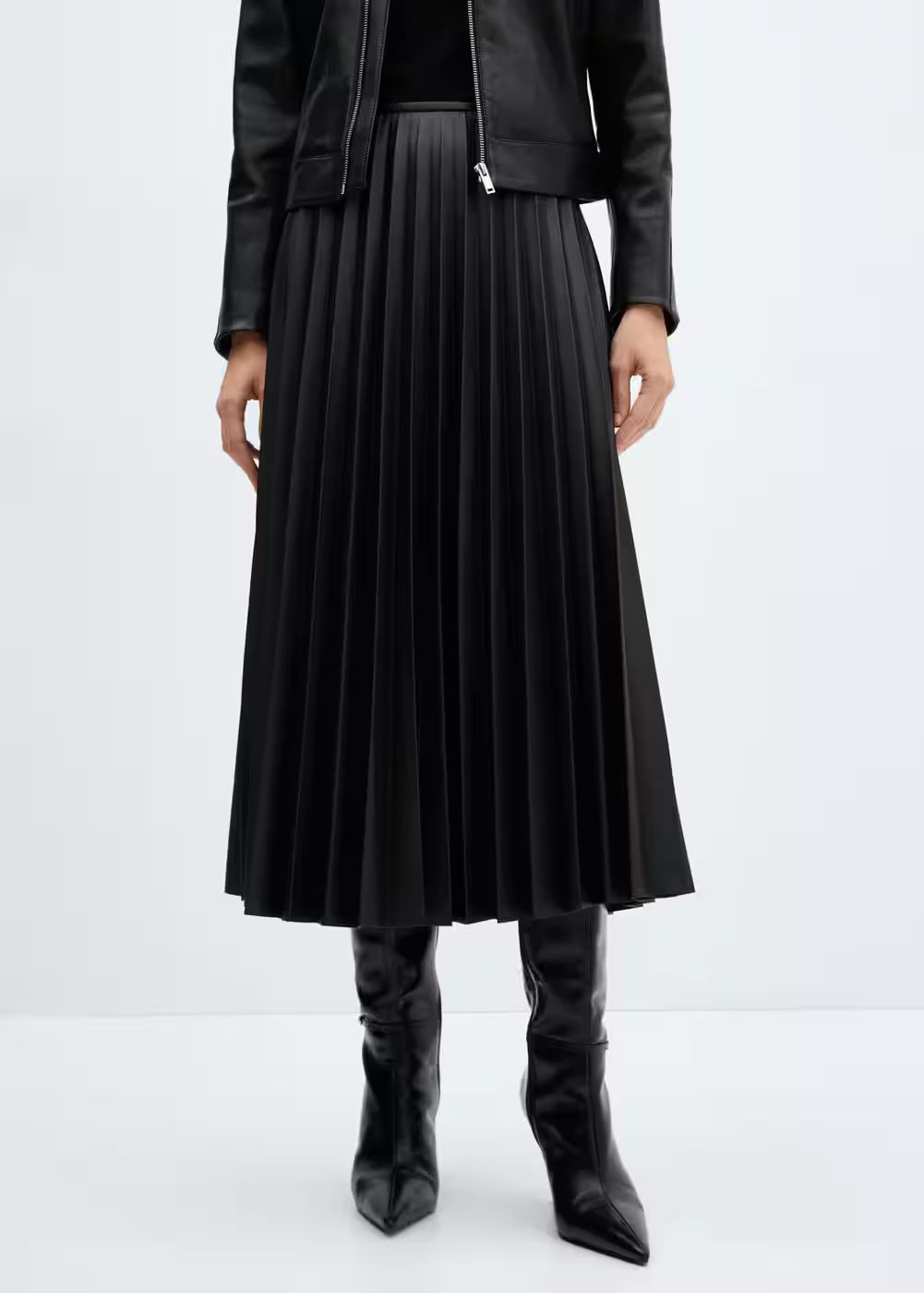 Leather-effect pleated skirt -  Women | Mango United Kingdom | MANGO (UK)