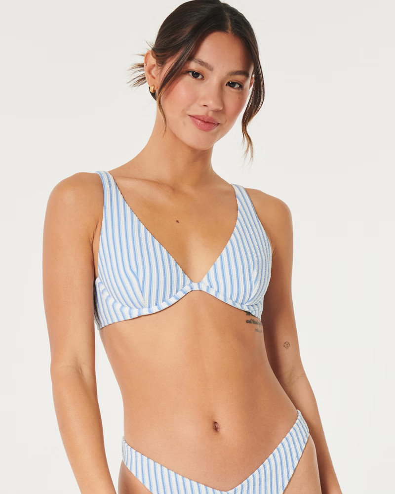 Scrunch-Ribbed High Apex Ribbed Underwire Bikini Top | Hollister (US)