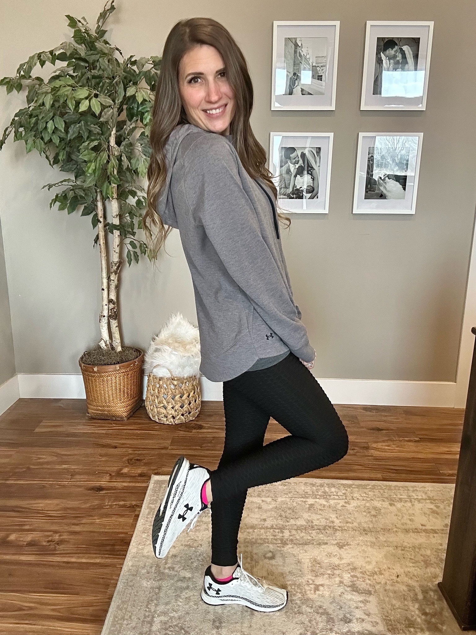 Love these leggings! They went viral at one point and I still love them! Nice and flexible for the gym! Gives the booty a great shape! 

#LTKfindsunder50 #LTKtravel #LTKfitness