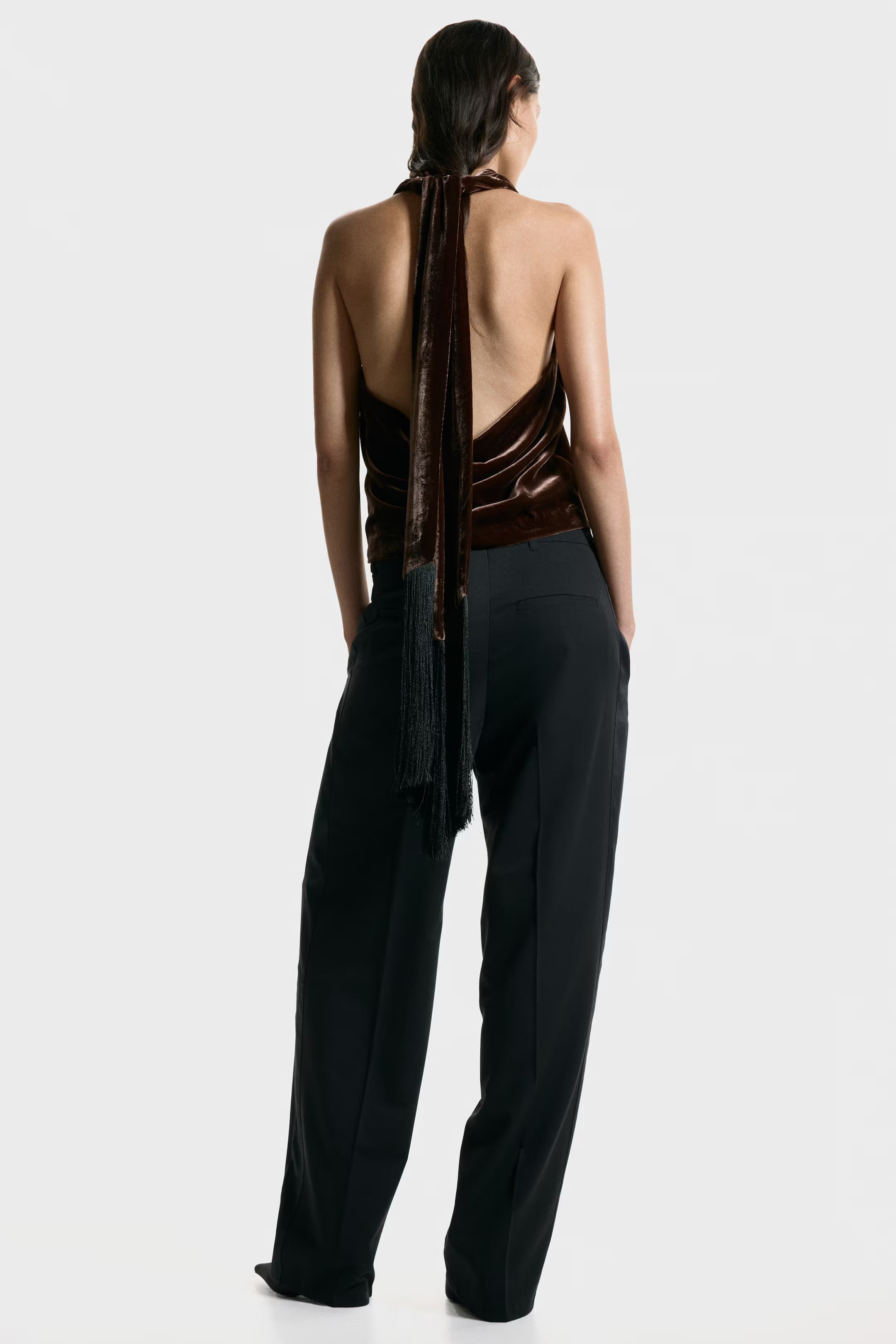 Velvet Halterneck Top | H&M (US + CA)