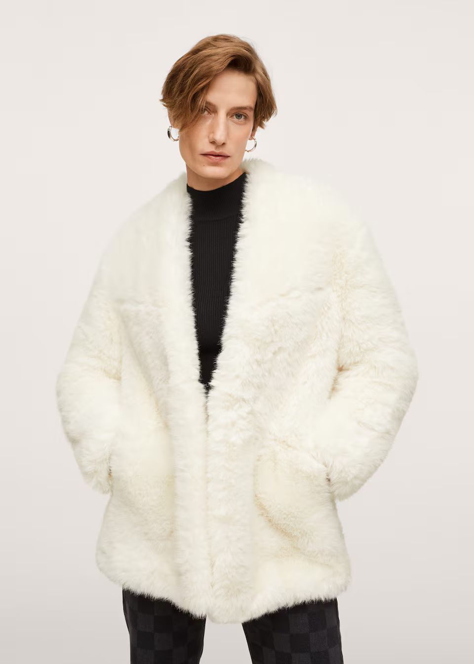 Oversize faux-fur coat | MANGO (US)