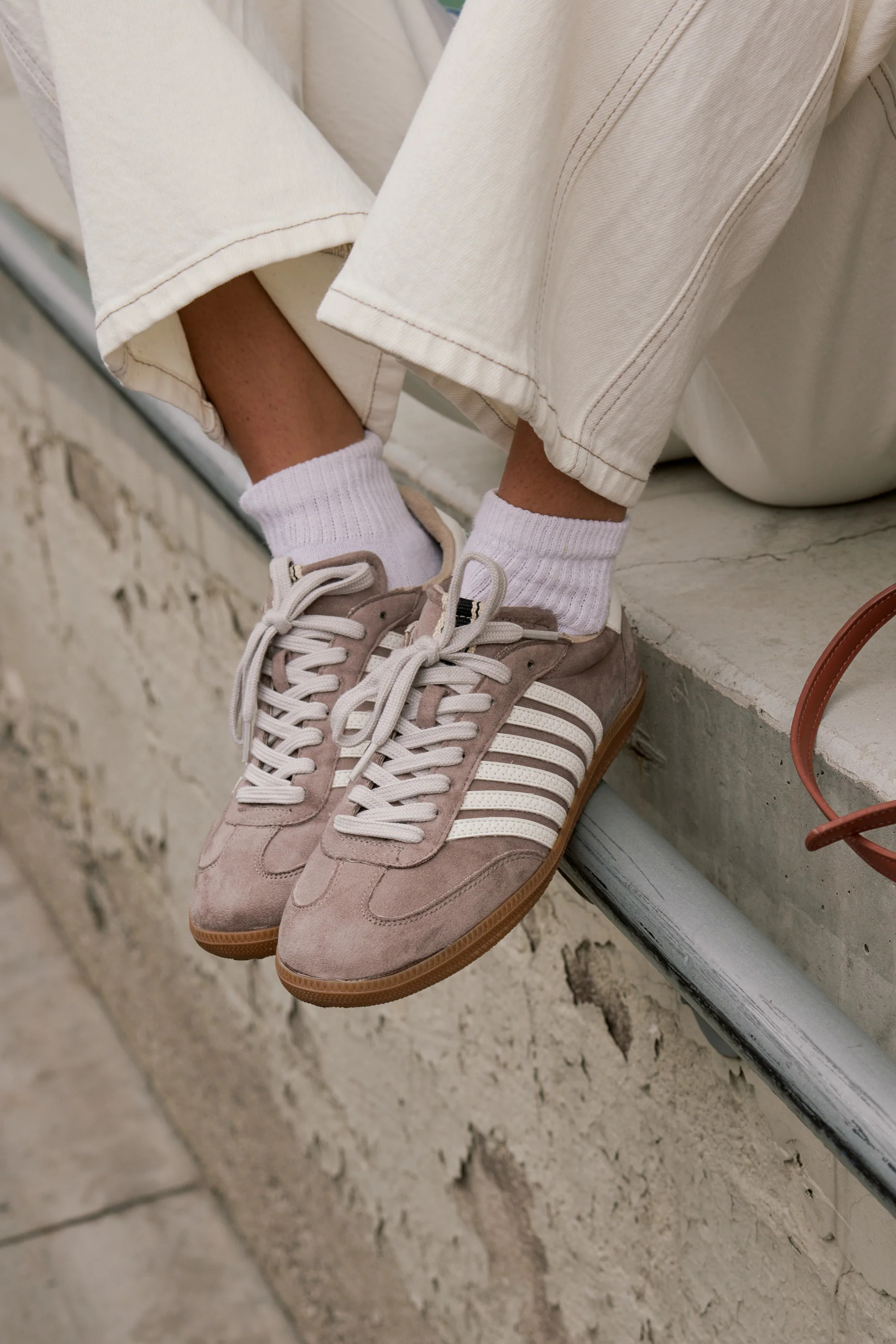 Stevie Striped Sneaker in Taupe | Böhme US