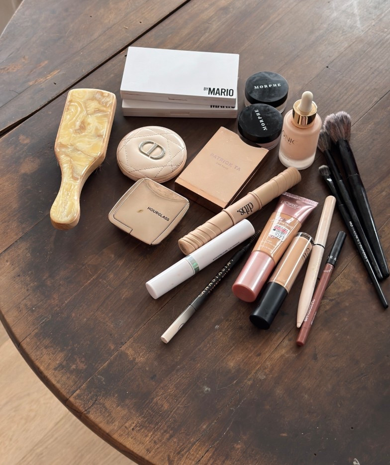 Everyday makeup!🤍

#LTKBeauty #LTKHoliday #LTKgrwm