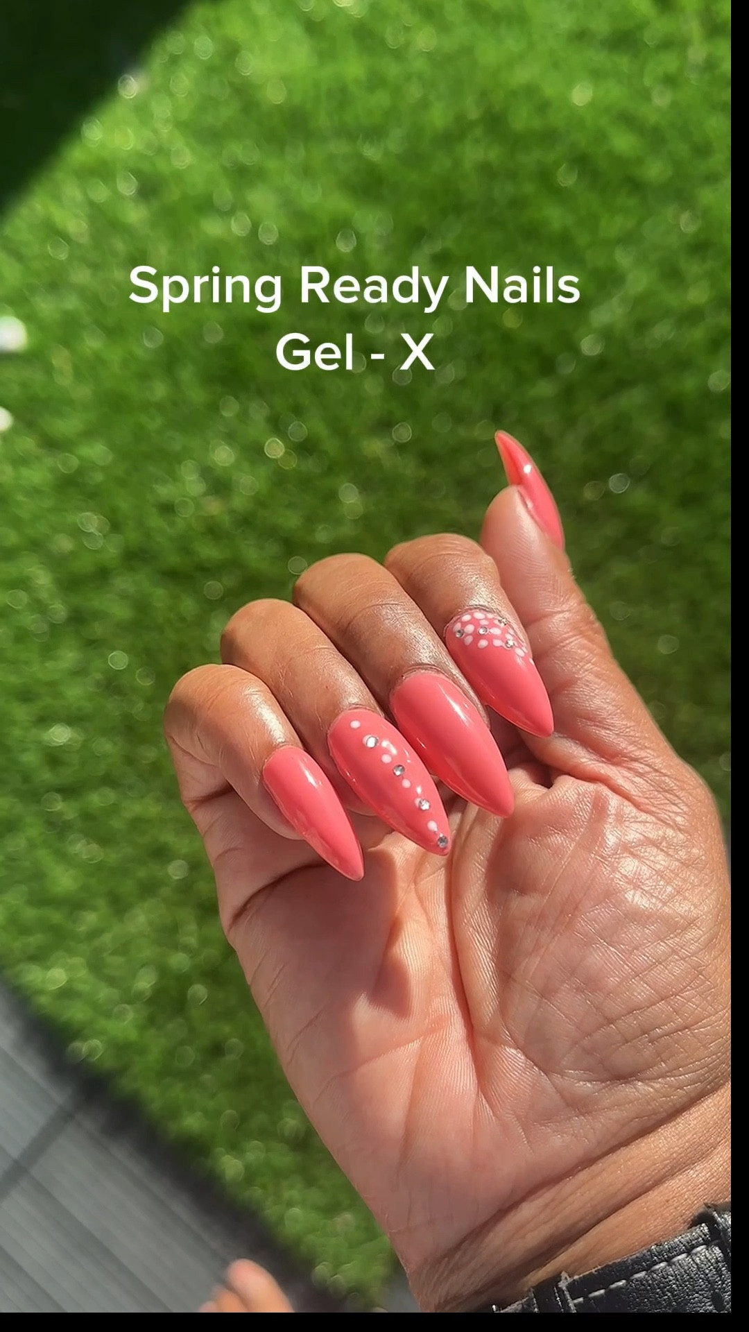 Spring-ready nails using DND #177 “OJ” 🍑✨
Linked my Gel-X essentials + nail faves for this set 💅🏽


#LTKBeauty #NailInspo #SpringNails #GelXNails #DIYNails

#LTKFestival #LTKselfcare #LTKBeauty