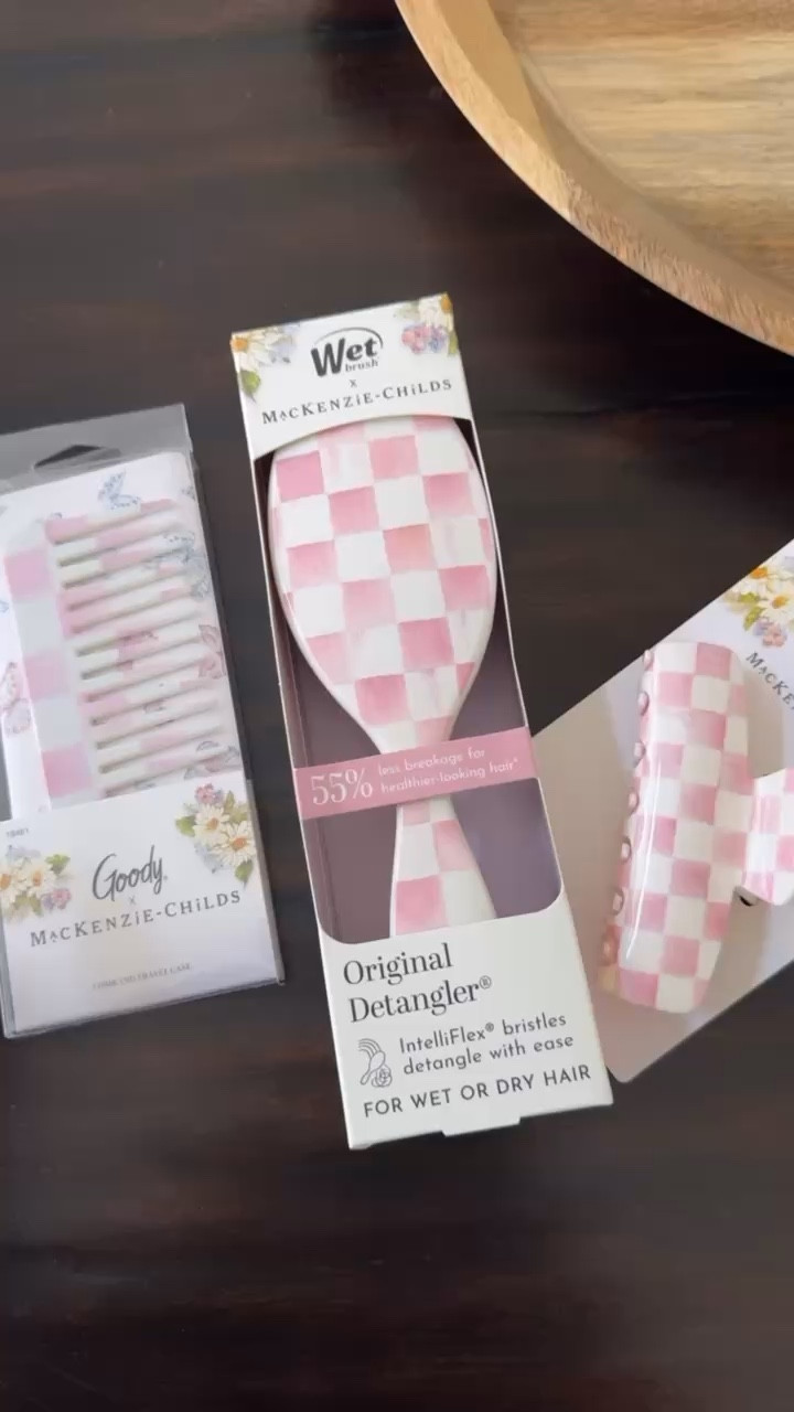This MacKenzie Childs x Wet Brush collab is so cute! These patterns make everything feel so elevated while still being affordable. Such a fun and practical find that looks so cute on your vanity.🩷

Wet brush, hair brush, detangling brush, healthy hair routine, everyday hair tools, spring beauty, target finds, target hair brush, Lovelylifestyling 

#LTKTravel #LTKselfcare #LTKBeauty