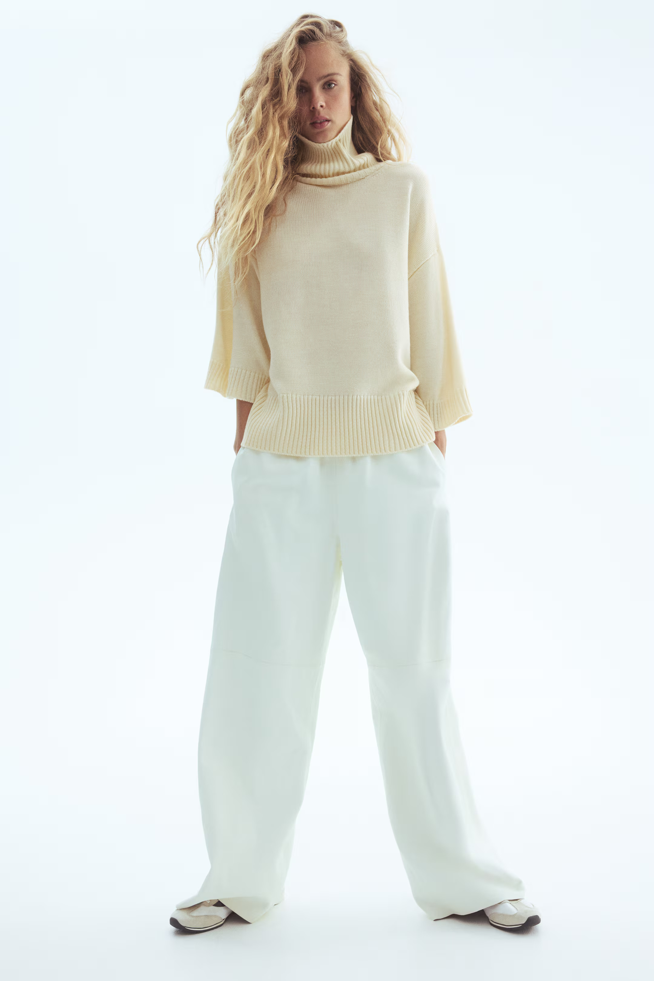 Fine-knit polo-neck jumper | H&M (UK, MY, IN, SG, PH, TW, HK)